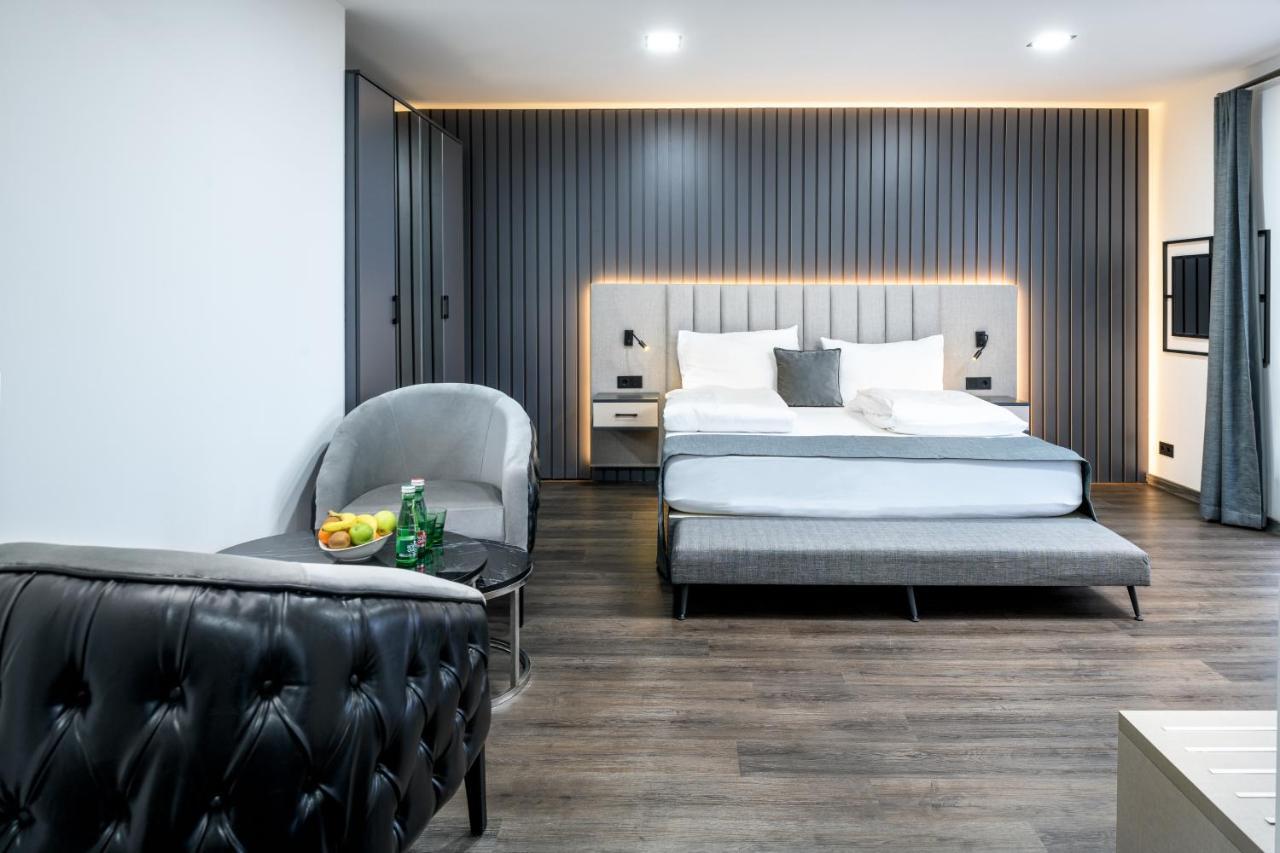Bed & Breakfast Parkhotel Braunau - 24 Stunden Self Check-in