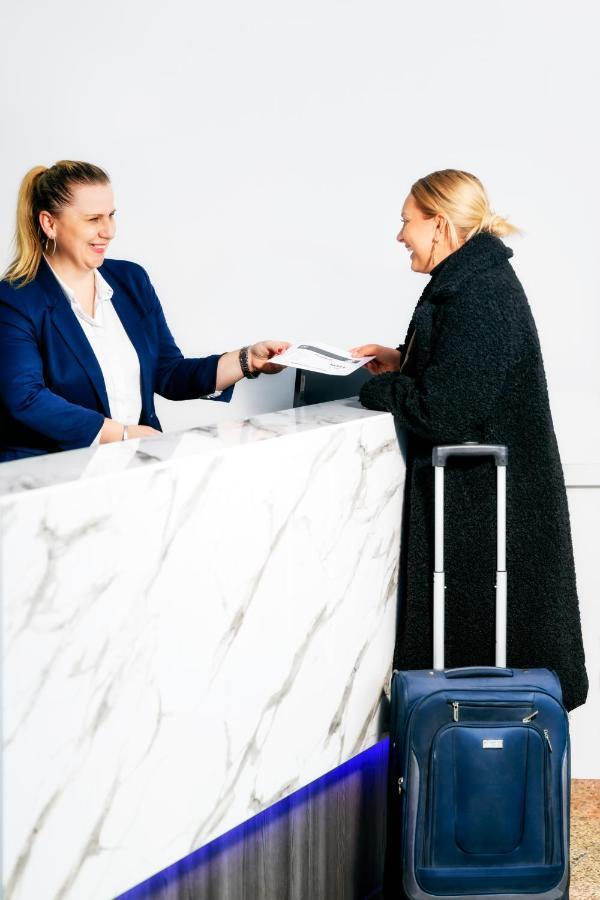 Parkhotel Braunau - 24 Stunden Self Check-in Bed & Breakfast